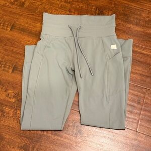 Vuori Women's light green Leggings